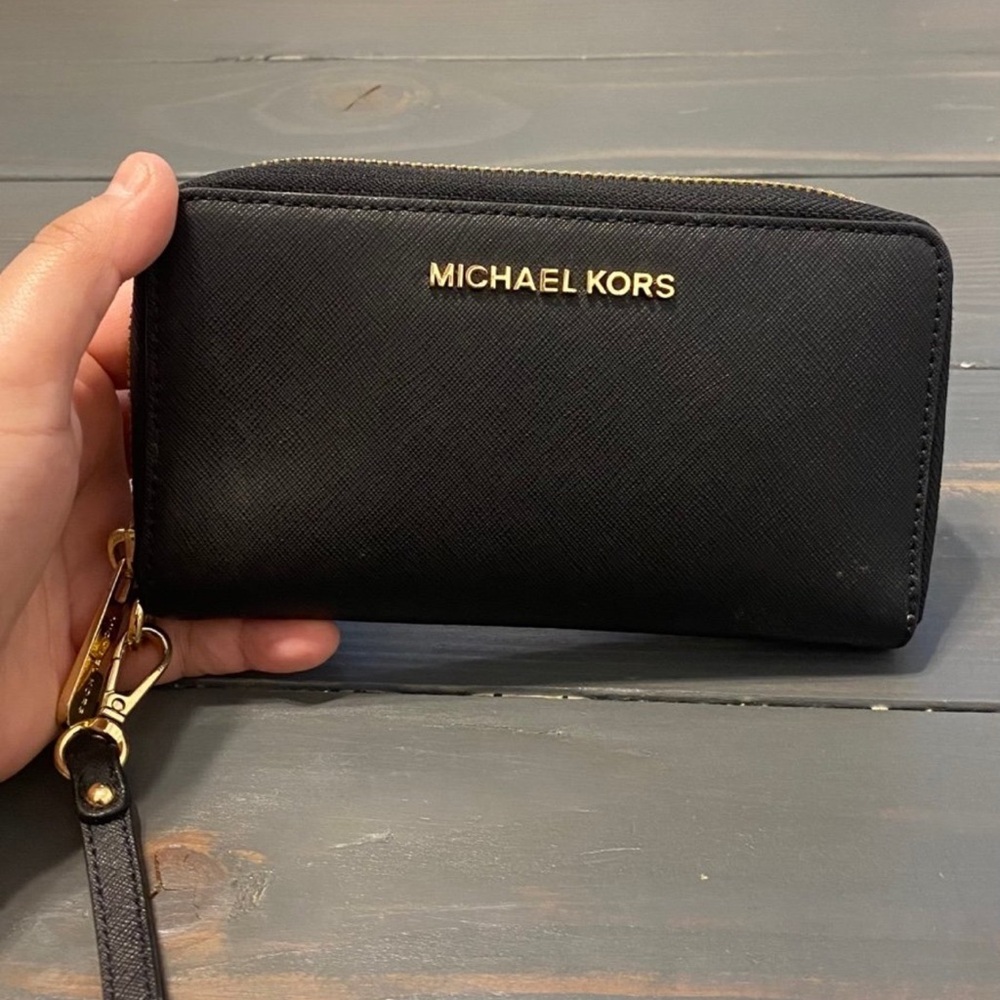 Michael kors MK wallet